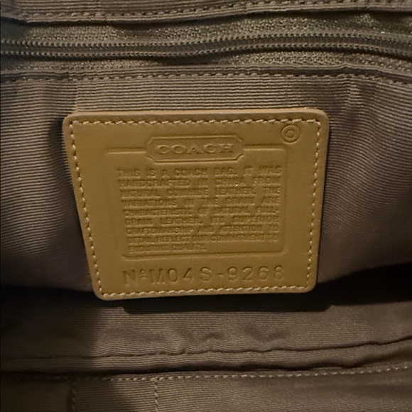 Vintage COACH Tan Hamptons Shoulder Bag - Picture 3 of 5
